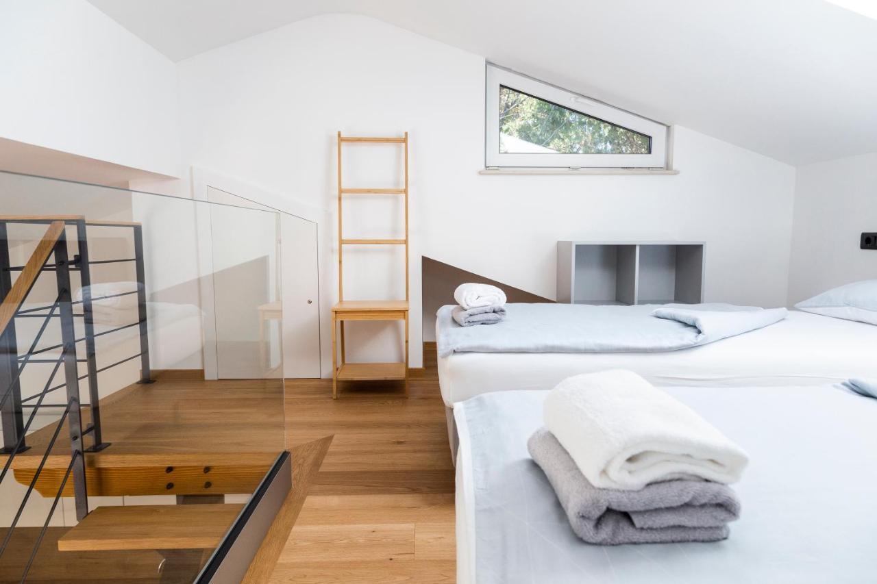 Holiday Houses Порторож Экстерьер фото